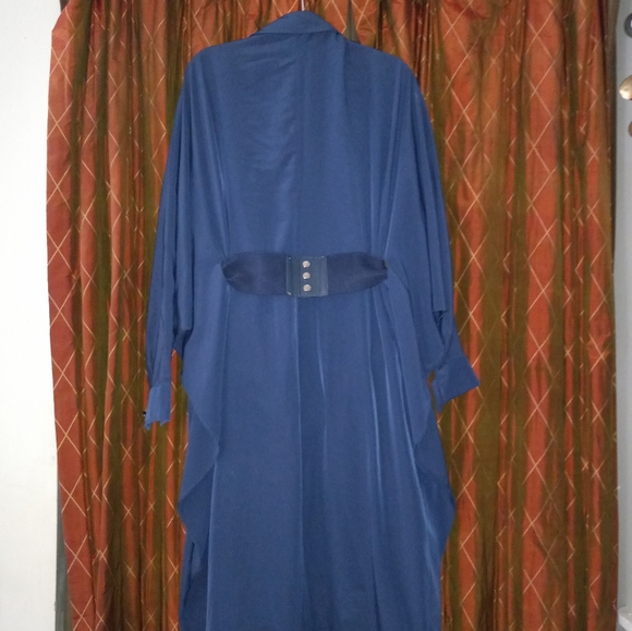 Armine dress (Can be worn with or without a belt if not trying to be modest.) - Picture 8 of 9